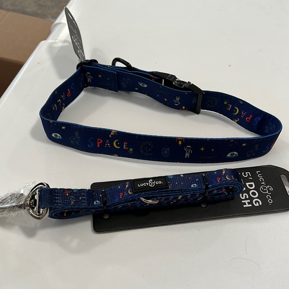 Dog collar and leash